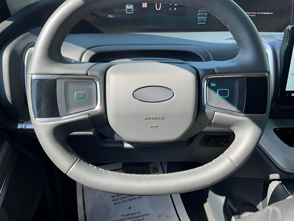 Certified 2025 Ford Expedition Active AWD/4WD image 39