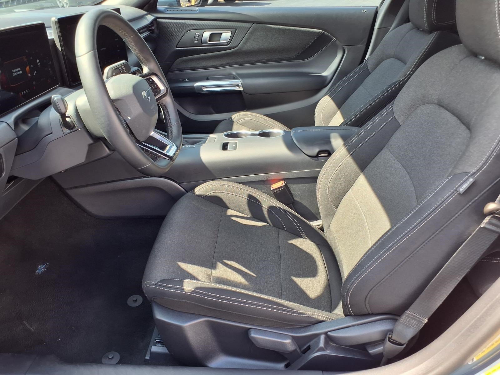 Certified 2025 Ford Mustang Coupe RWD image 13