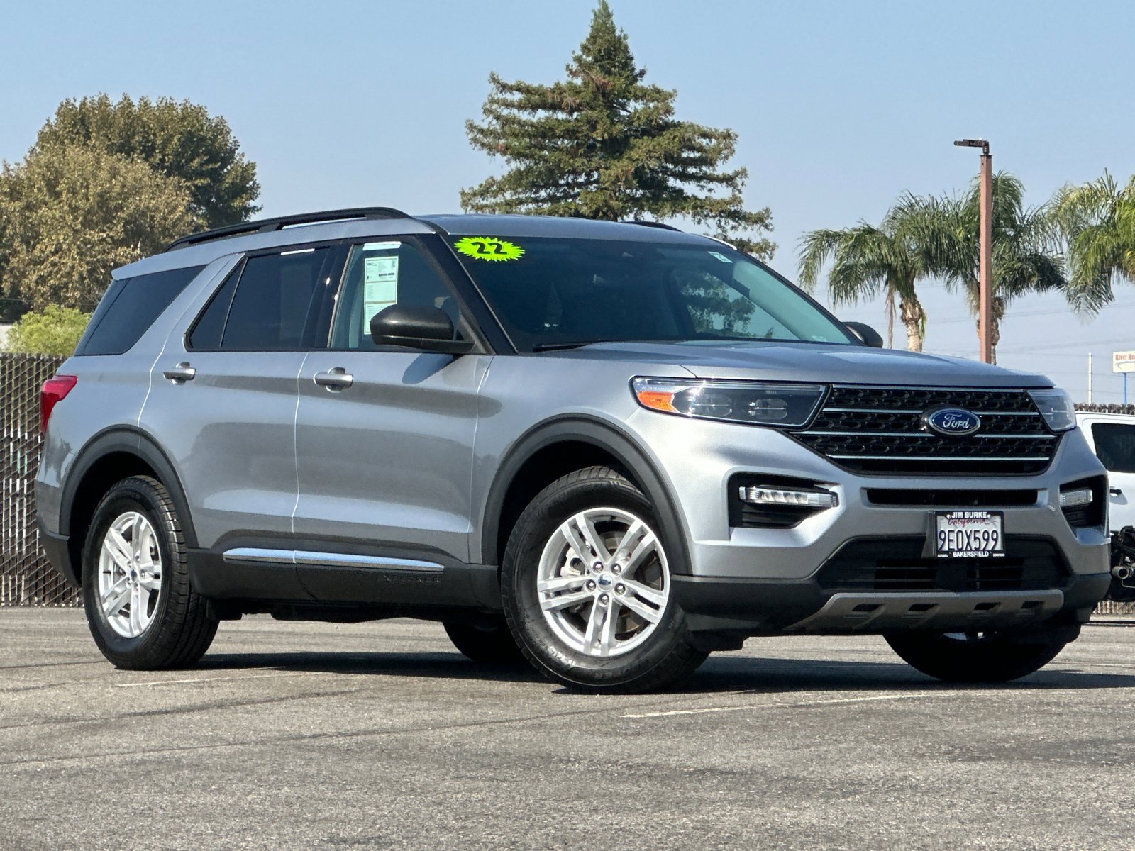 Certified 2022 Ford Explorer XLT w/ Equipment Group 202A