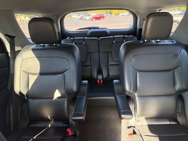 Certified 2023 Ford Explorer XLT w/ Equipment Group 202A AWD/4WD image 33