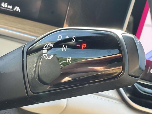 Used 2025 Volkswagen Tiguan SEL R-Line AWD/4WD image 25