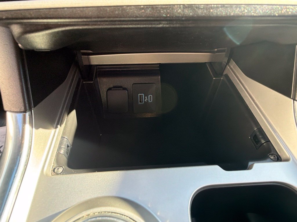 Certified 2022 Ford Explorer Limited AWD/4WD image 37