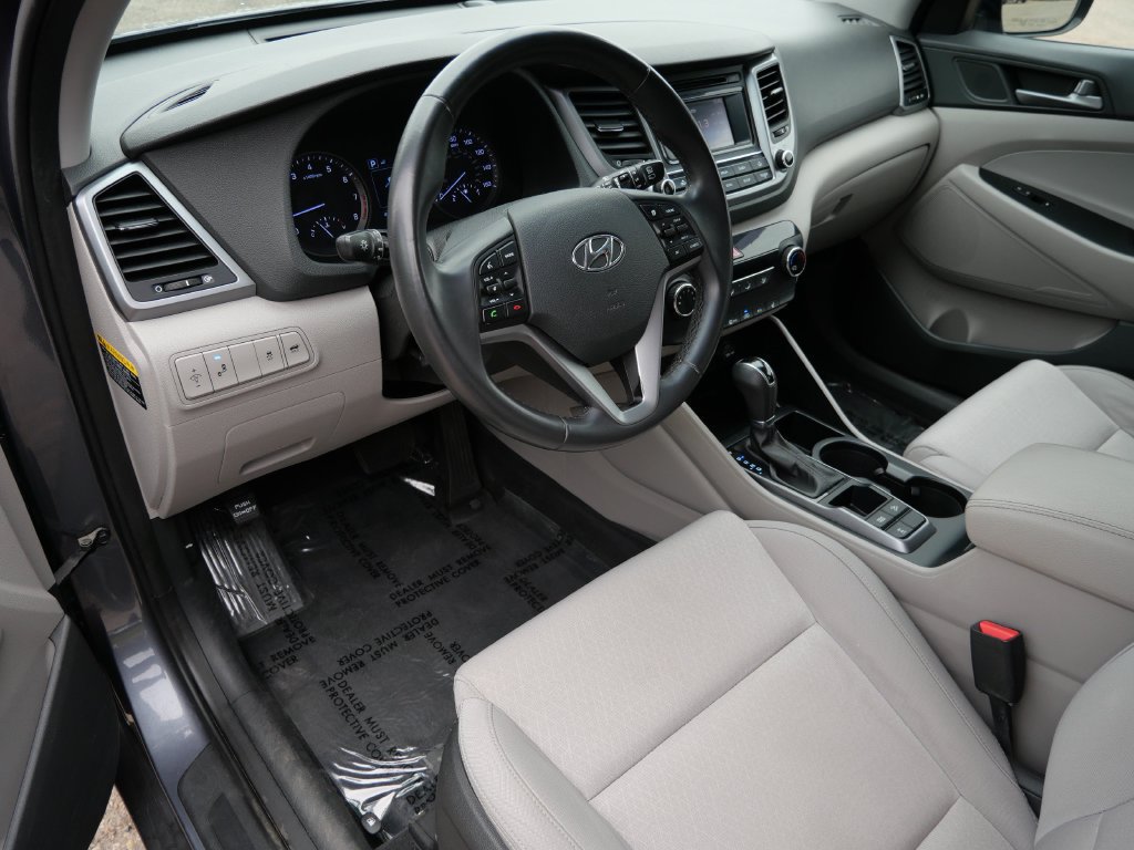 Used 2017 Hyundai Tucson Sport AWD/4WD image 3