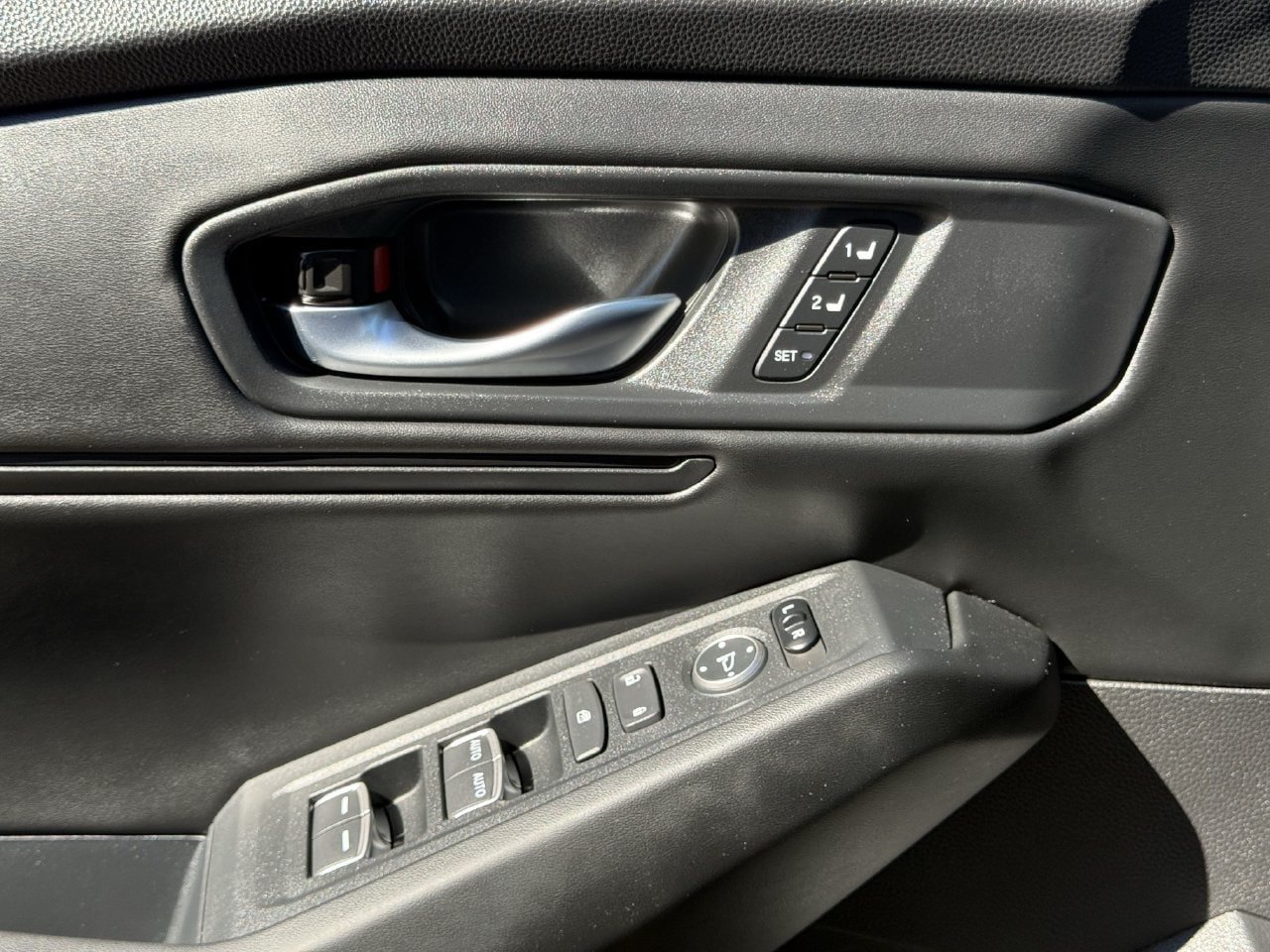 Used 2025 Honda Accord EX-L image 23