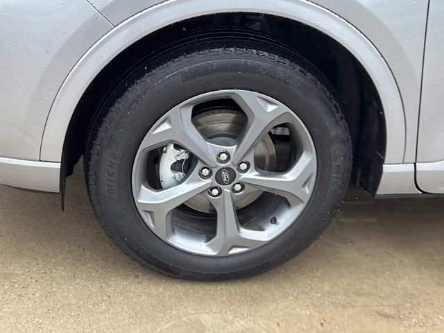 Certified 2024 Ford Escape ST-Line w/ Tech Pack #1 image 10