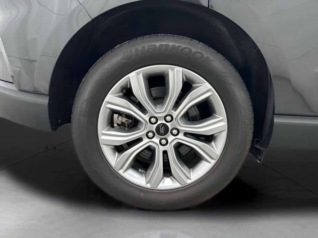 Certified 2024 Ford Edge Titanium image 10