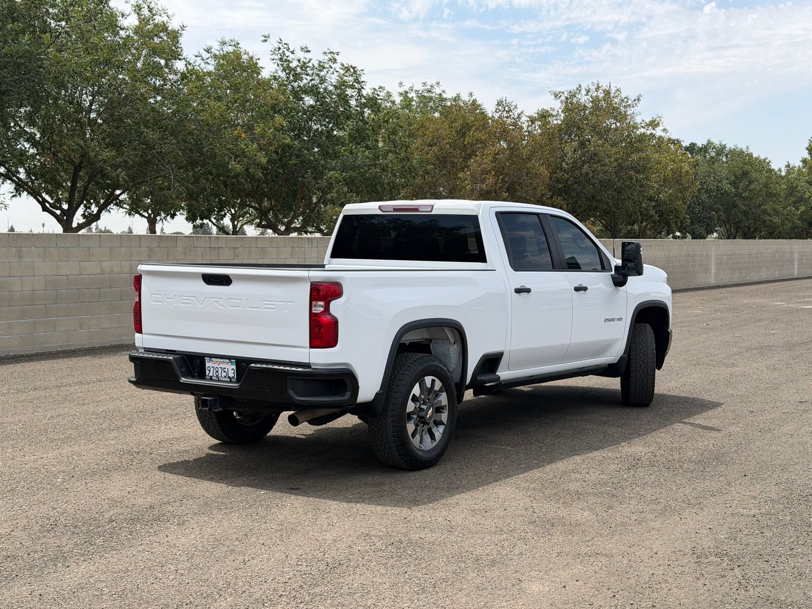 Used 2022 Chevrolet Silverado 2500 Custom w/ Custom Convenience Package RWD video 3