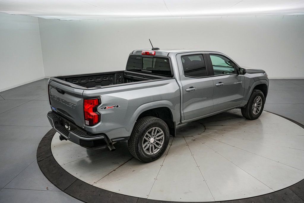 Used 2023 Chevrolet Colorado LT w/ LT Convenience Package II image 5