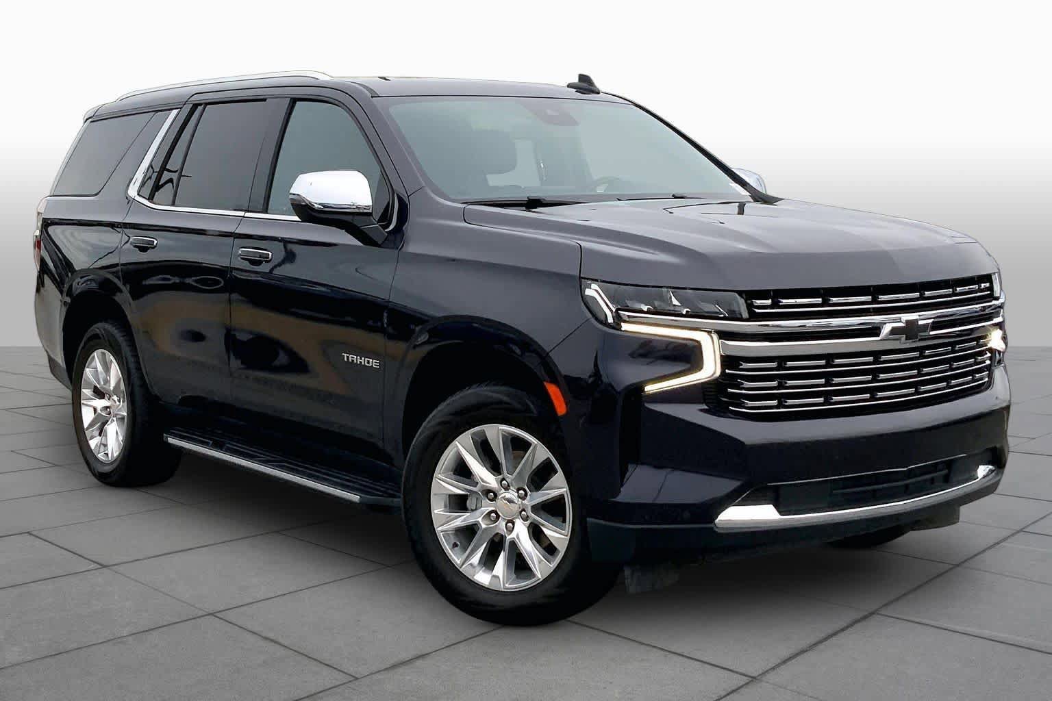 Used 2024 Chevrolet Tahoe Premier RWD image 3