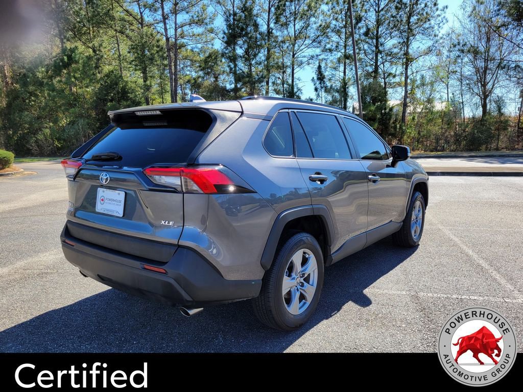 Used 2022 Toyota RAV4 XLE image 6