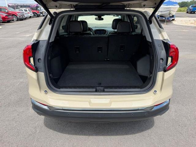 Used 2022 GMC Terrain AT4 w/ Infotainment Package II AWD/4WD image 7