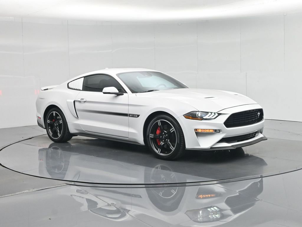 Certified 2021 Ford Mustang GT Premium w/ Equipment Group 401A image 3