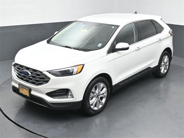 Certified 2022 Ford Edge Titanium image 3