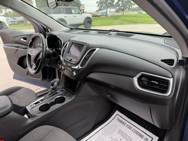 Used 2023 Chevrolet Equinox LT AWD/4WD image 37