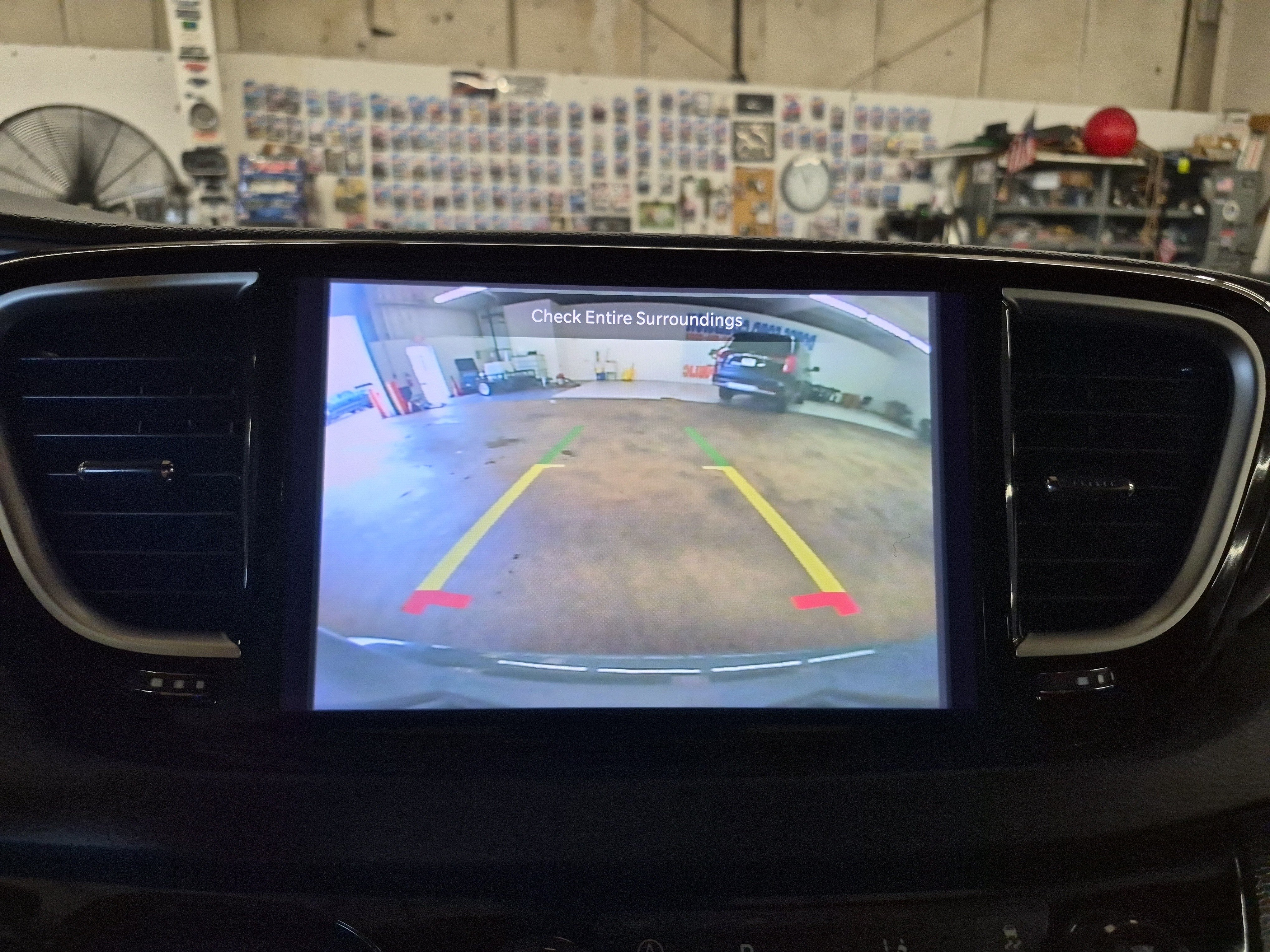 Used 2025 Chrysler Pacifica Select FWD image 38