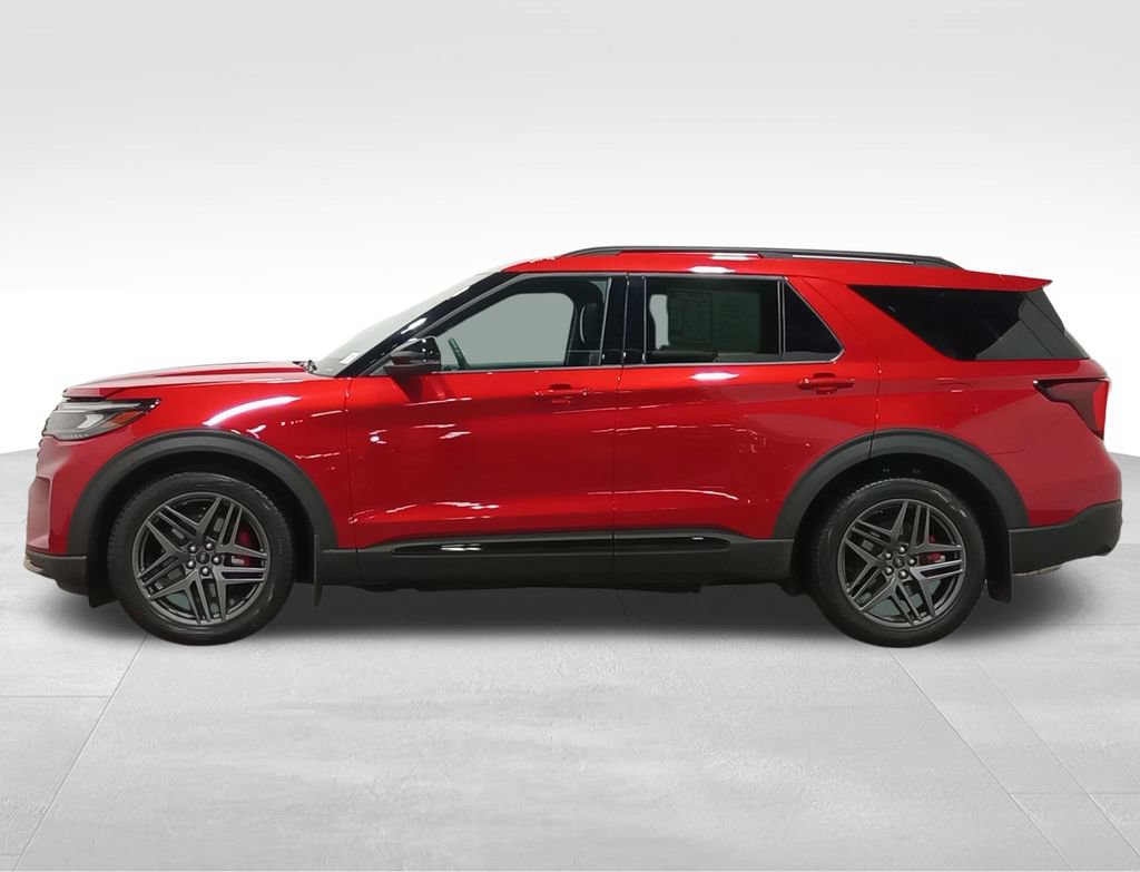 Certified 2025 Ford Explorer ST AWD/4WD image 8