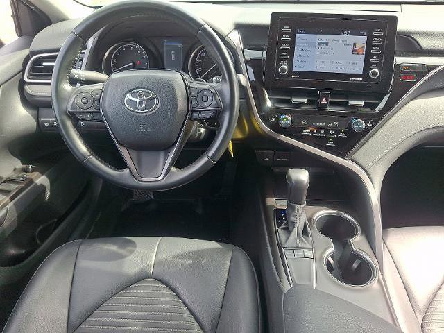 Used 2024 Toyota Camry SE FWD image 11