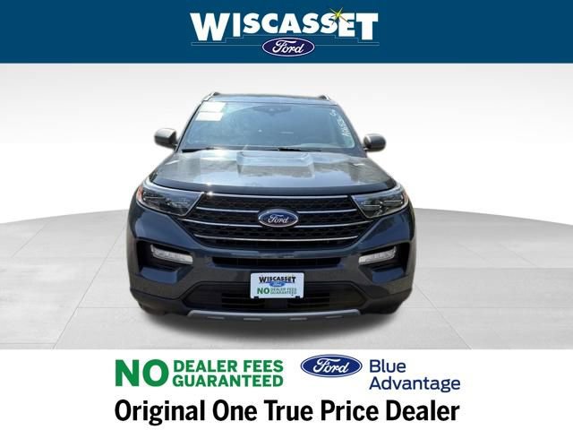 Certified 2022 Ford Explorer XLT w/ Equipment Group 202A image 9