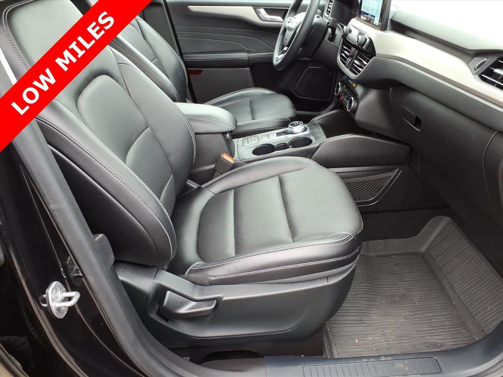 Certified 2022 Ford Escape SEL image 8