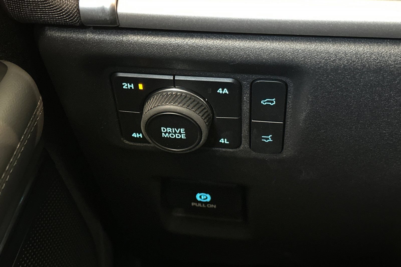 Certified 2026 Ford Expedition Active AWD/4WD image 31