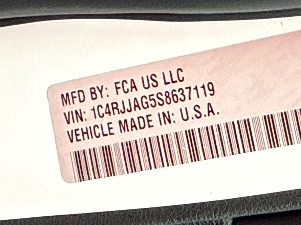Used 2025 Jeep Grand Cherokee L Altitude RWD image 36