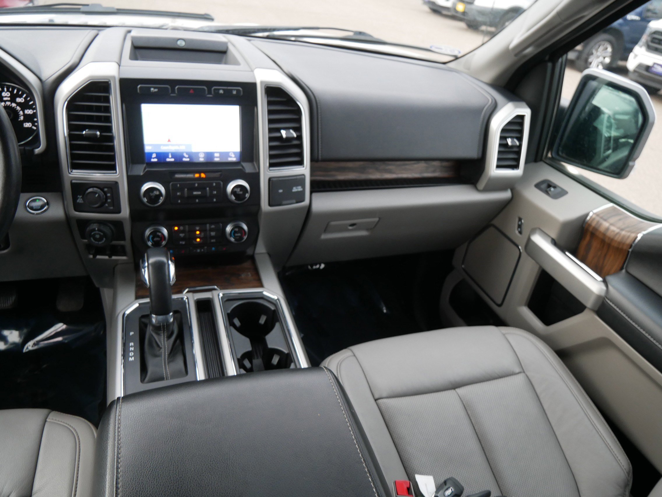 Certified 2020 Ford F150 Lariat w/ Equipment Group 502A Luxury AWD/4WD image 11