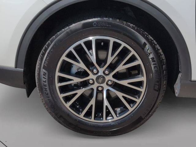 Certified 2024 Ford Escape SE FWD image 9