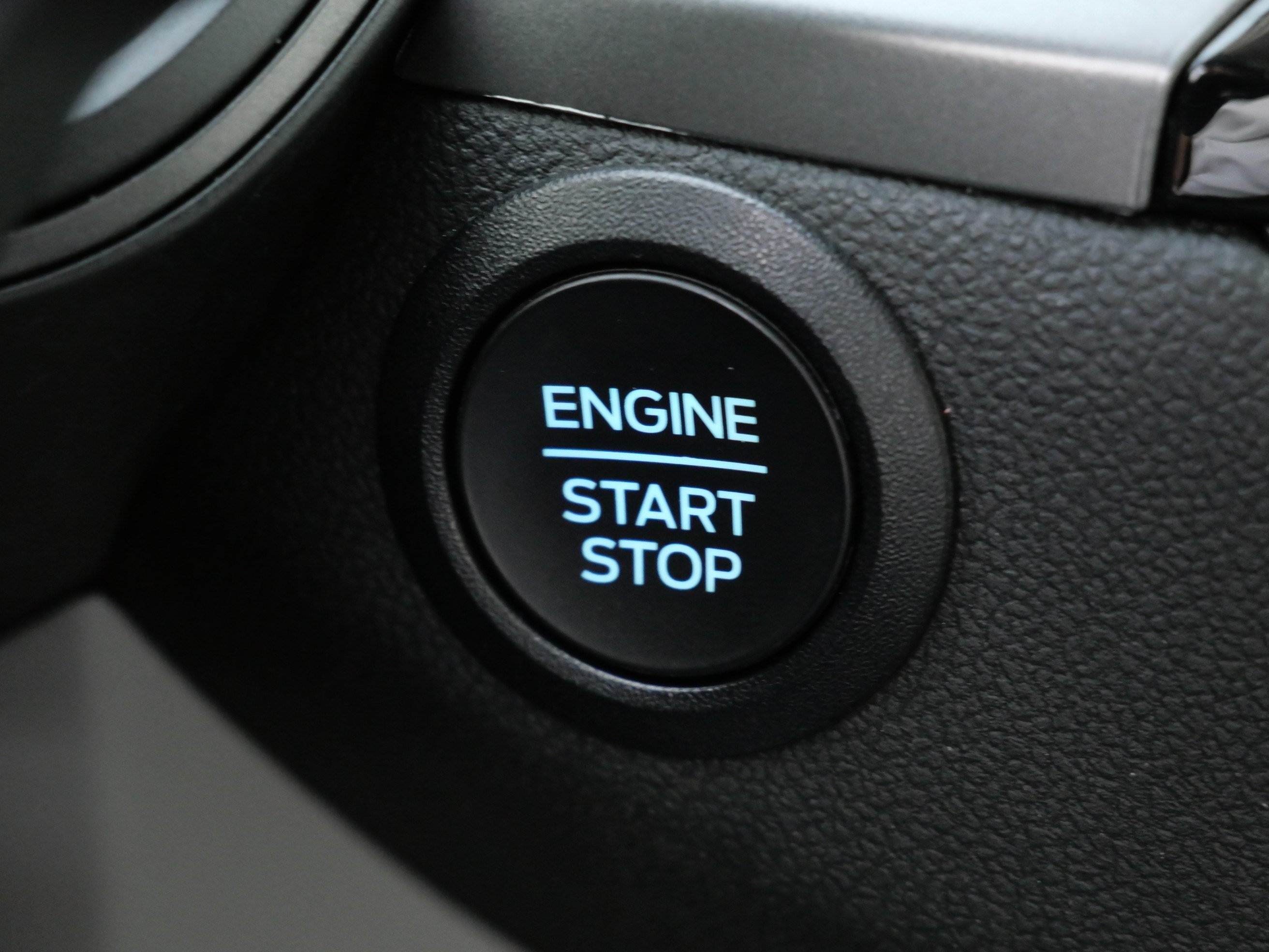 Certified 2018 Ford Escape S FWD image 33