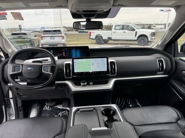 Certified 2025 Ford Expedition Max Platinum image 25