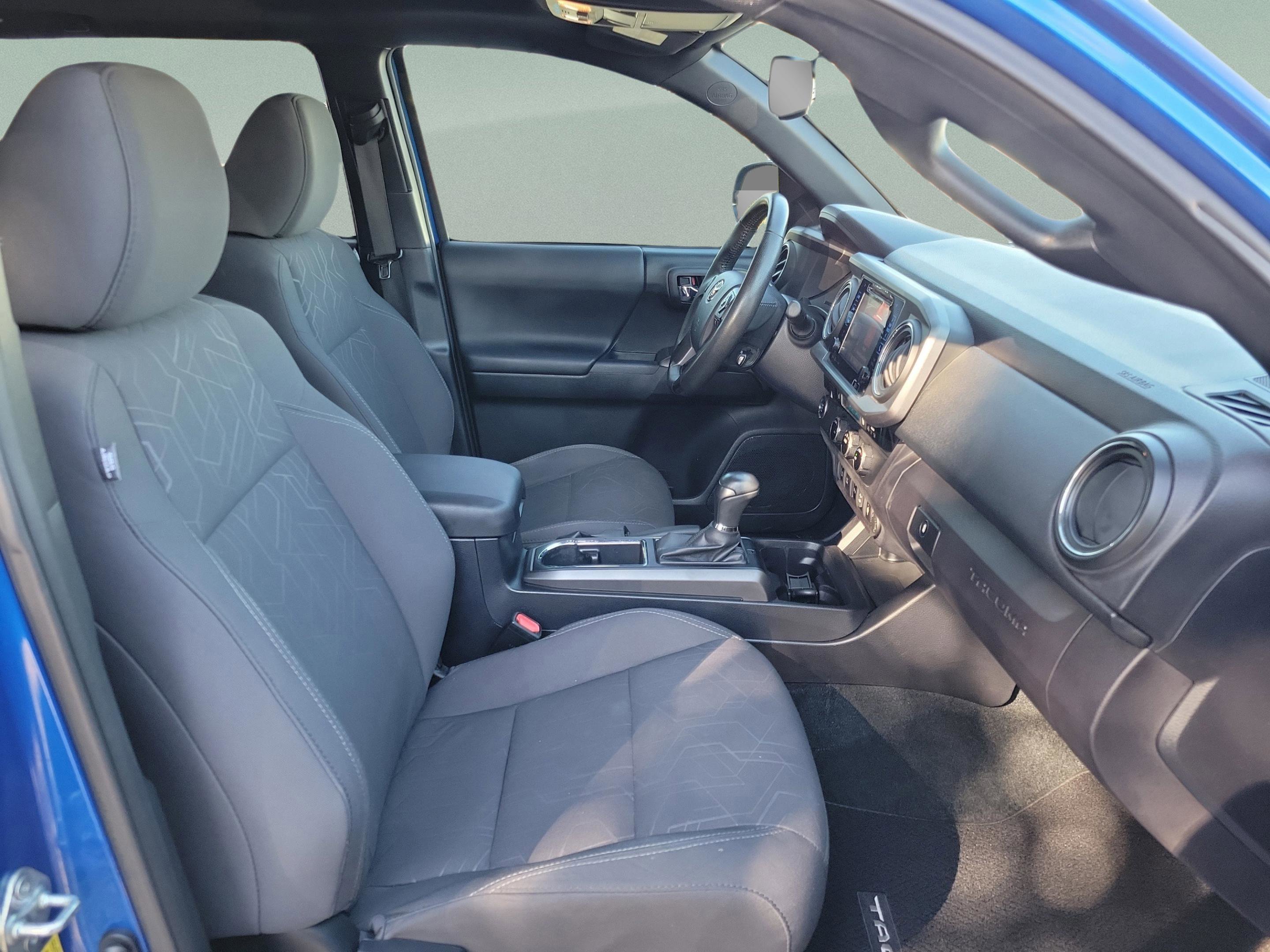 Used 2017 Toyota Tacoma SR5 image 24