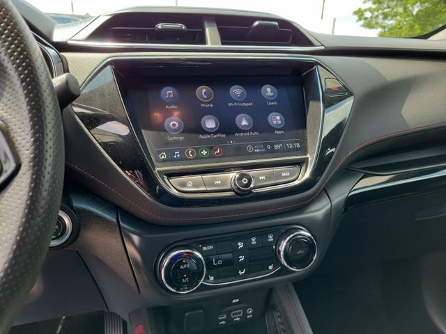 Used 2021 Chevrolet TrailBlazer RS w/ Sun and Liftgate Package AWD/4WD image 13