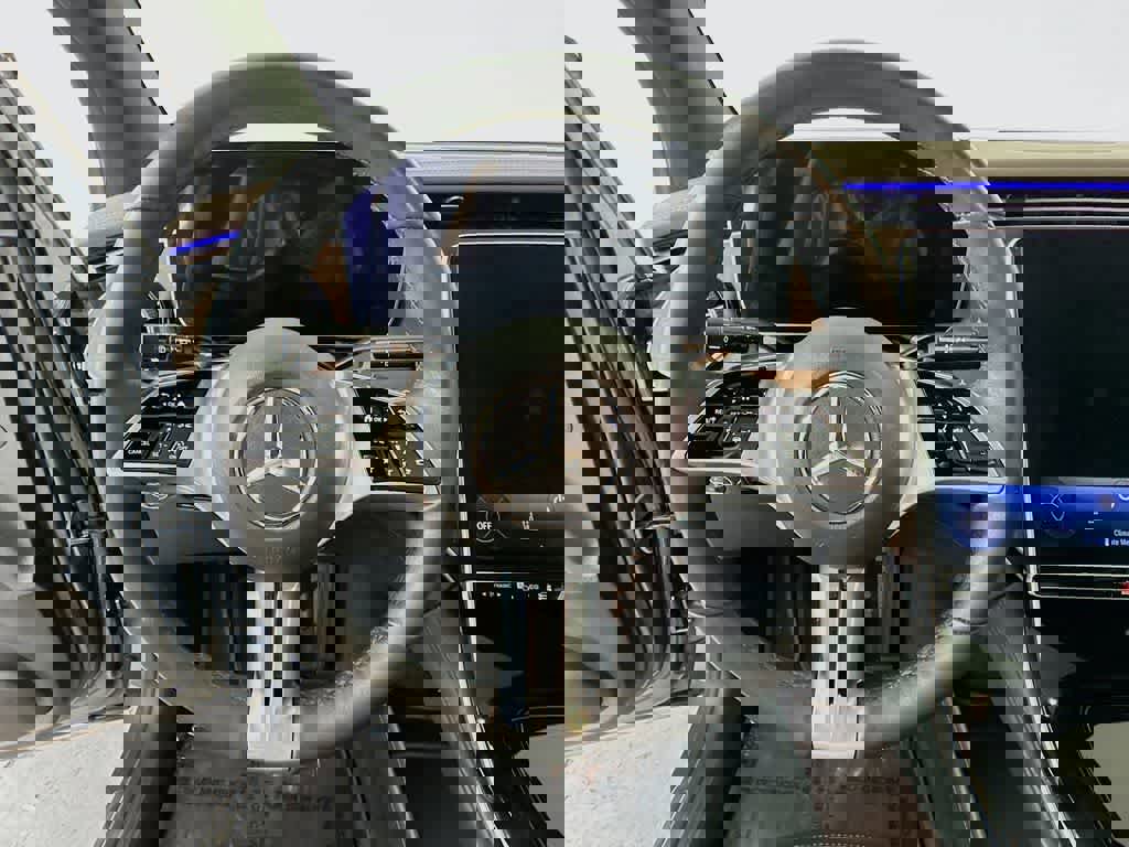 Used 2023 Mercedes-Benz EQE 350+ 4MATIC SUV image 18