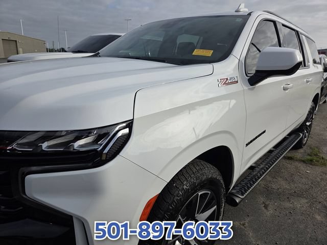 Used 2023 Chevrolet Suburban Z71 AWD/4WD image 4
