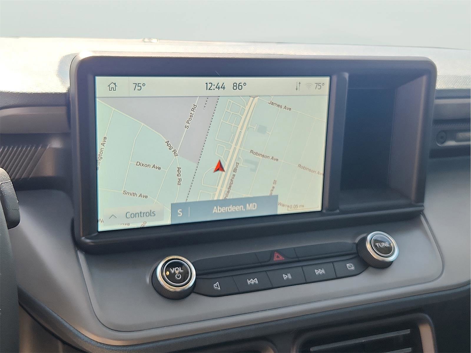 Certified 2024 Ford Maverick Lariat w/ Black Appearance Package image 13