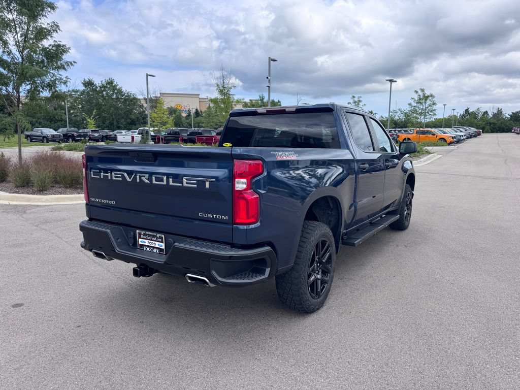 Used 2021 Chevrolet Silverado 1500 Custom Trail Boss w/ Safety Confidence Package AWD/4WD image 4