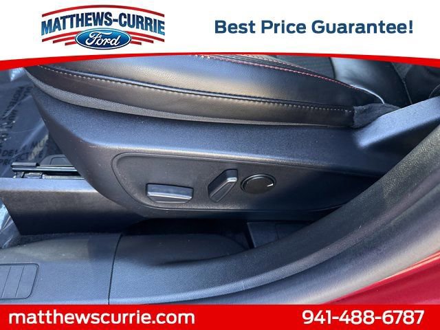 Certified 2025 Ford Escape ST-Line image 10