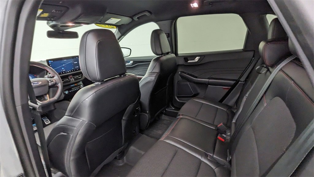 Certified 2023 Ford Escape ST-Line Elite image 33
