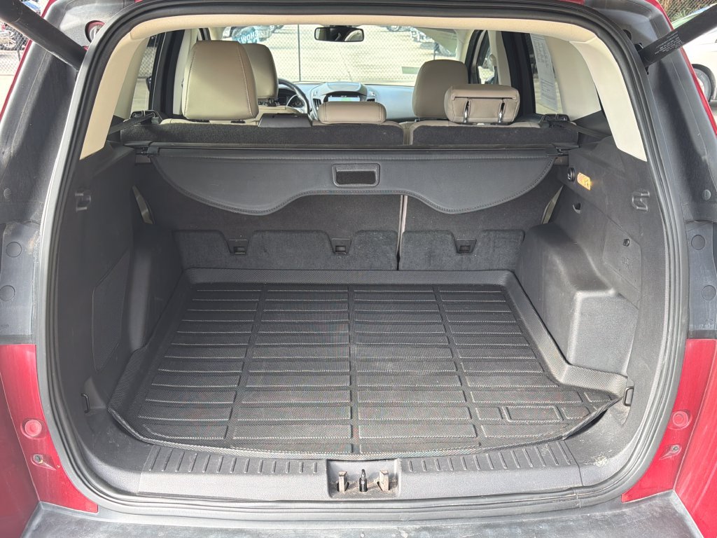 Certified 2019 Ford Escape Titanium FWD image 30