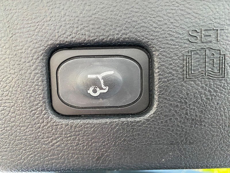 Certified 2023 Ford Edge Titanium AWD/4WD image 64