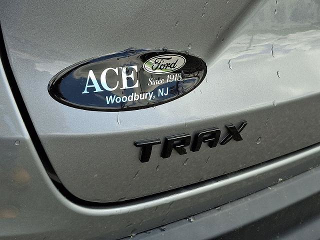 Used 2024 Chevrolet Trax RS w/ Driver Confidence Package FWD image 29
