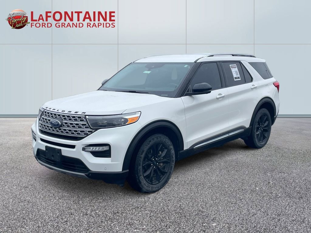 Certified 2022 Ford Explorer Limited AWD/4WD image 1