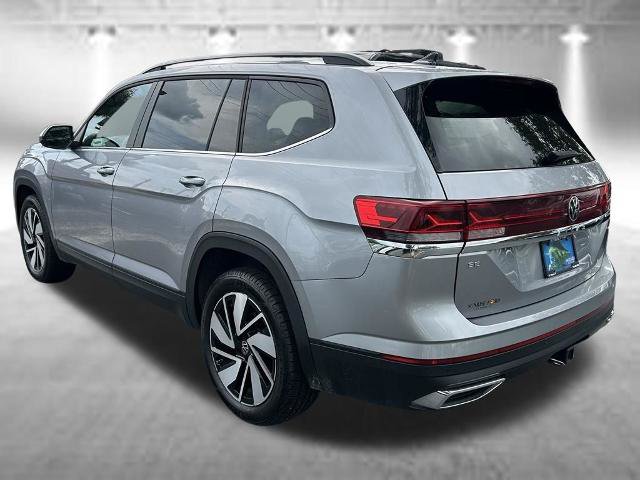 Used 2024 Volkswagen Atlas SE AWD/4WD image 7