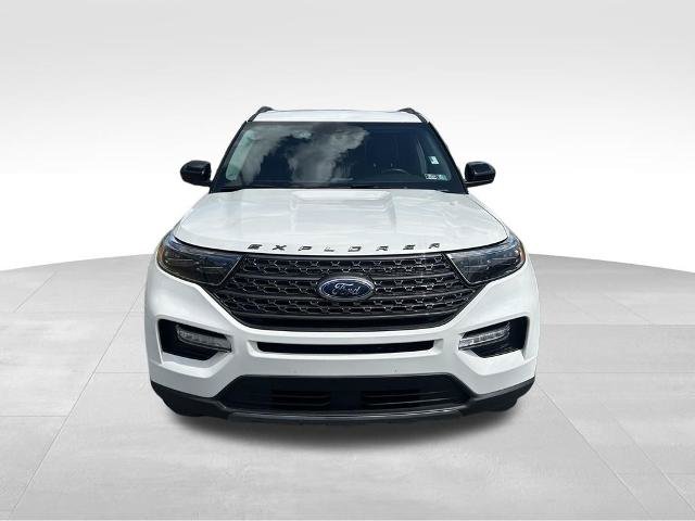 Certified 2023 Ford Explorer XLT w/ Equipment Group 202A AWD/4WD image 9