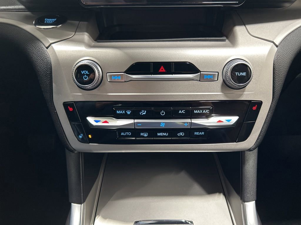 Certified 2023 Ford Explorer XLT w/ Equipment Group 202A image 22
