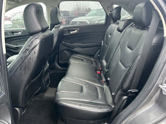 Certified 2022 Ford Edge Titanium w/ Class II Trailer Tow Package image 9