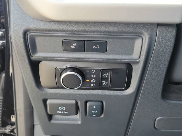 Certified 2024 Ford Expedition XLT RWD image 27