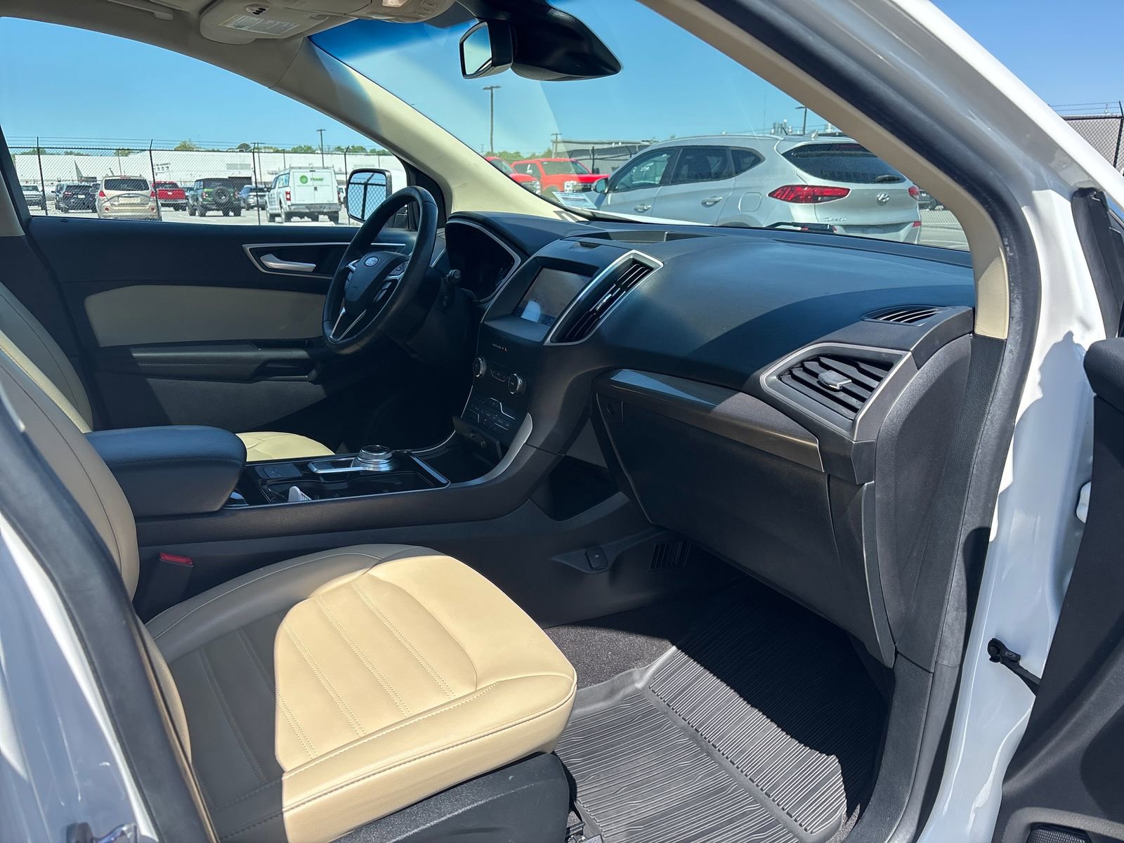 Certified 2020 Ford Edge SEL w/ Convenience Package FWD image 8
