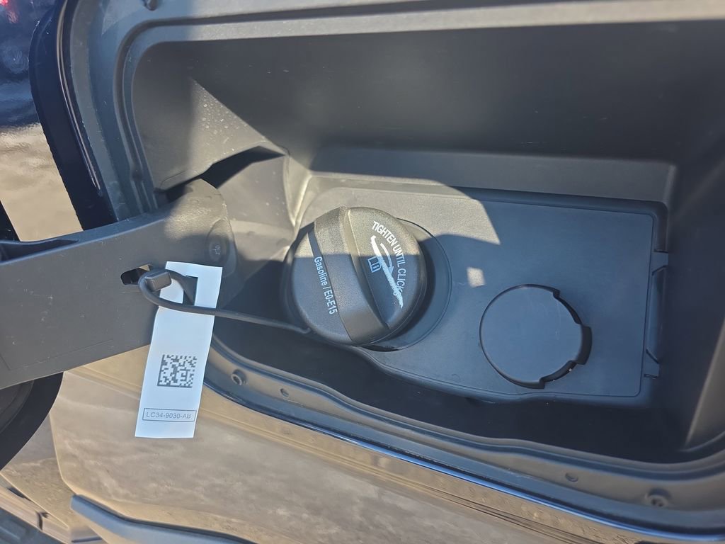 Certified 2025 Ford F250 Lariat w/ Lariat Ultimate Package image 15