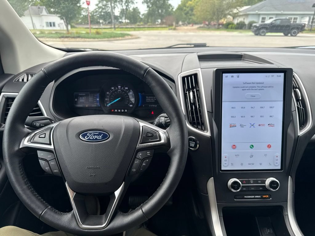 Certified 2024 Ford Edge SEL w/ Convenience Package AWD/4WD image 15