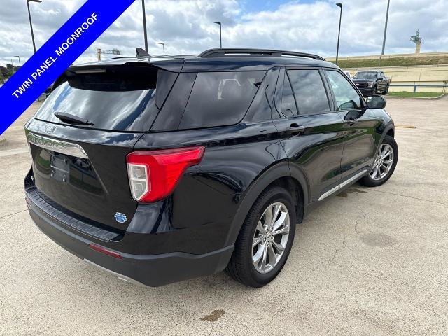 Certified 2022 Ford Explorer XLT w/ Equipment Group 202A RWD image 12